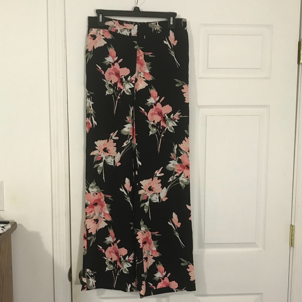 White House Black Market Floral Wide Leg Pants